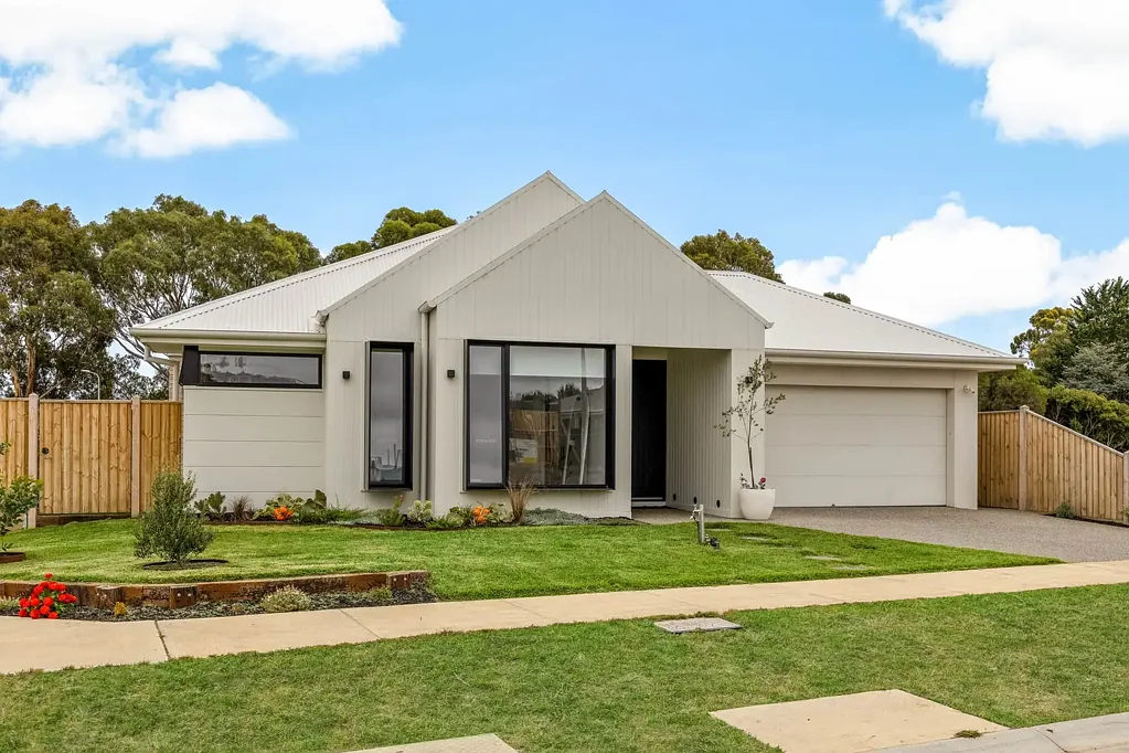 Gisborne 4部屋 Elegant Family Luxury with Sparkling Mineral Pool