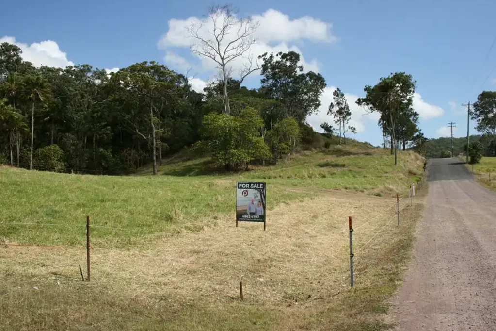 Sarina Just Under 3 Acres With Fantastic Views