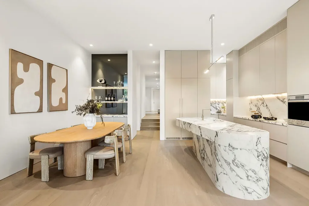 Concord 5Moenga Brand new luxury duplex on a prestigious street