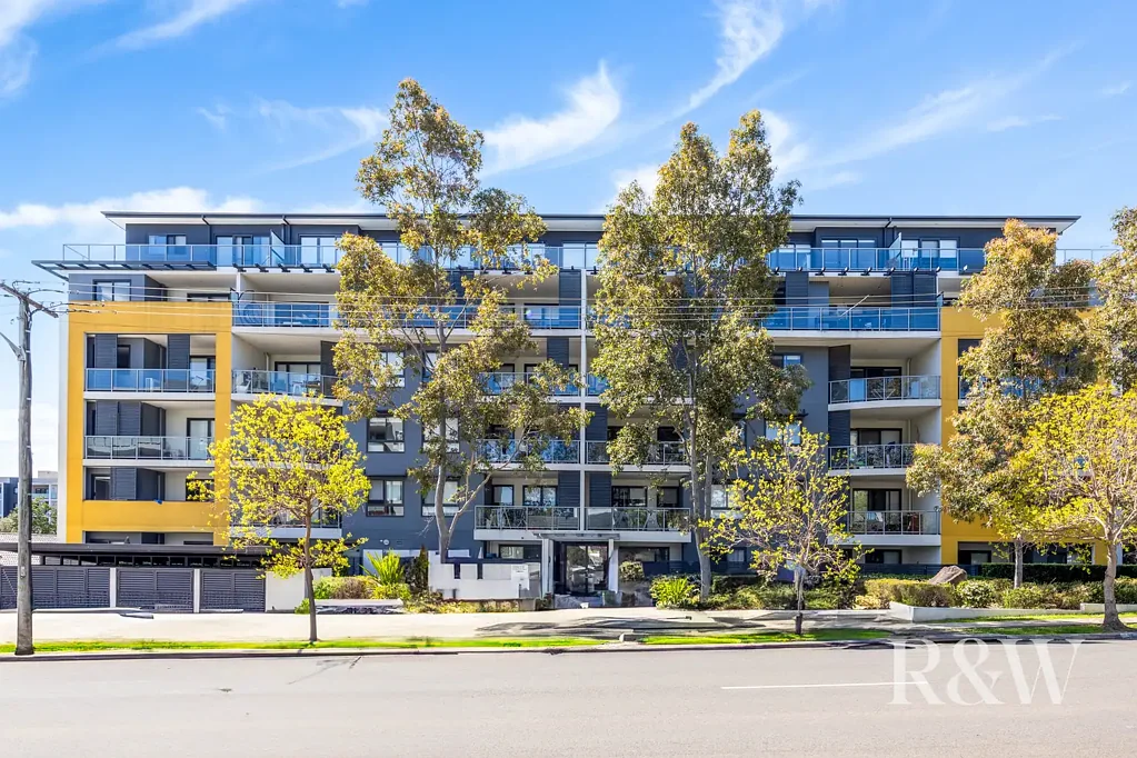 411/38-42 CHAMBERLAIN STREET, Campbelltown, NSW 2560
