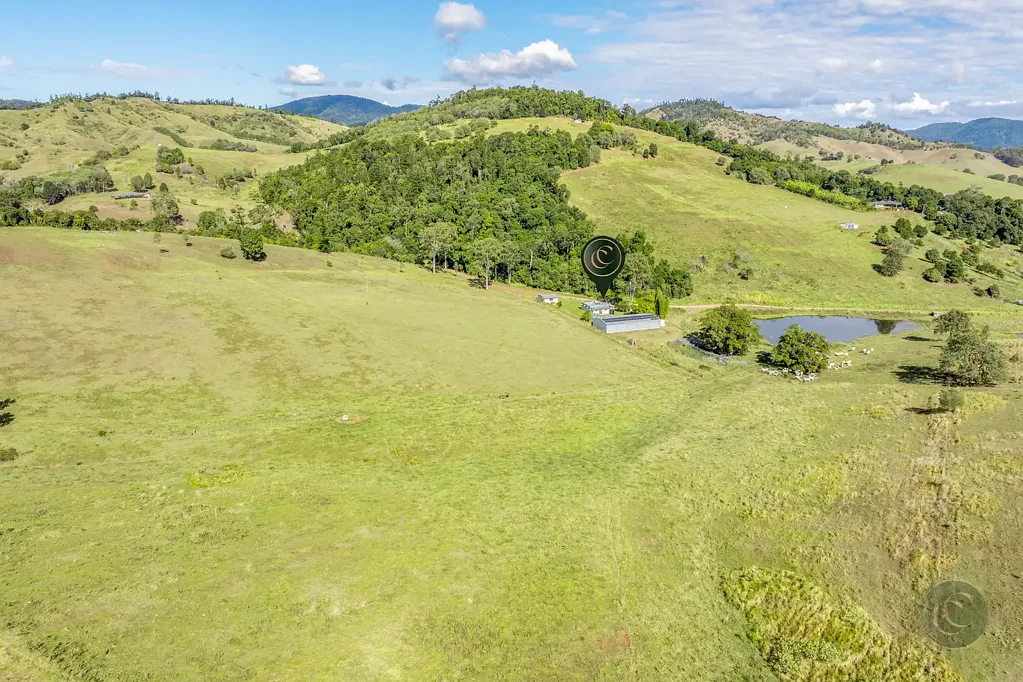 Glastonbury Productive Red Soils, Reliable Water & Endless Potential