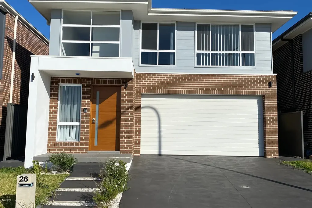 Spacious Five-Bedroom Family Home with Guest Room Downstairs!