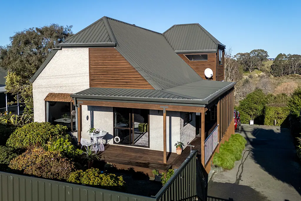 Highfield 3 Bedroom Big Views, Big Vibes