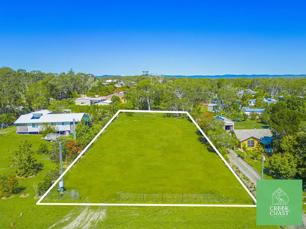 Cooloola Cove 1/2 Acre Lifestyle Block In one of the most Desirable parts Cooloola Cove
