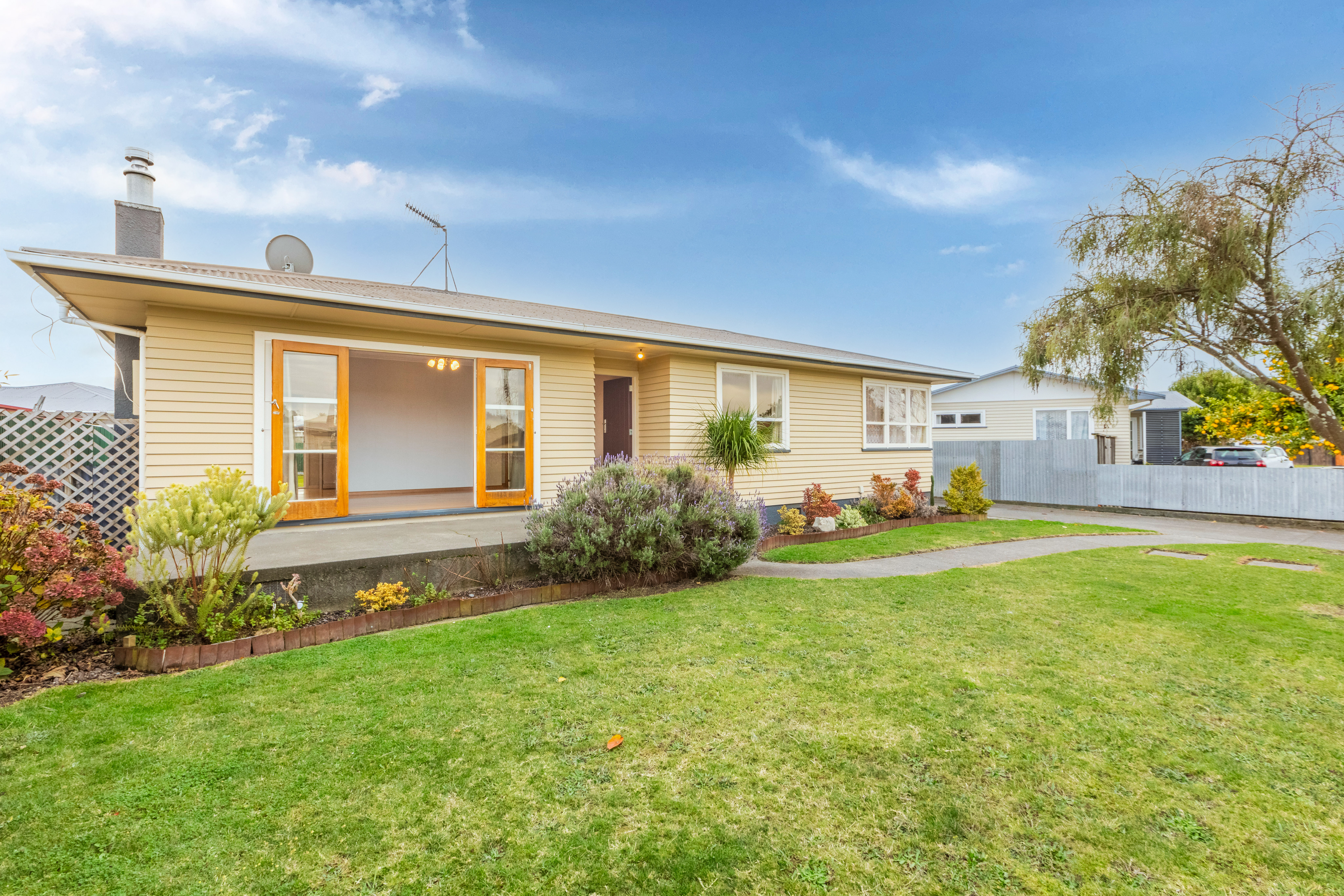 24 Merton Crescent, Pirimai, Napier, 3 Bedrooms, 1 Bathrooms, House