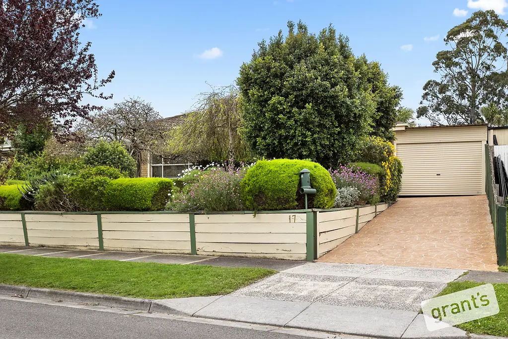 17 Bradley Terrace, Narre Warren, VIC 3805