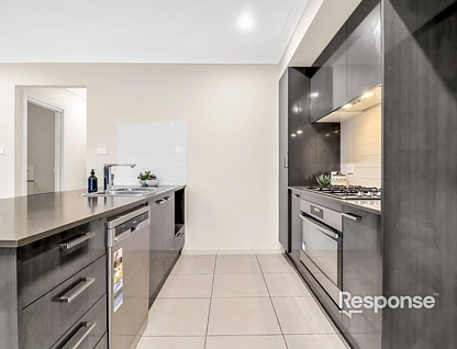72b William Street, Werrington, Outer Western Sydney, 3 rūma, 2 rūma horoi, Apartment