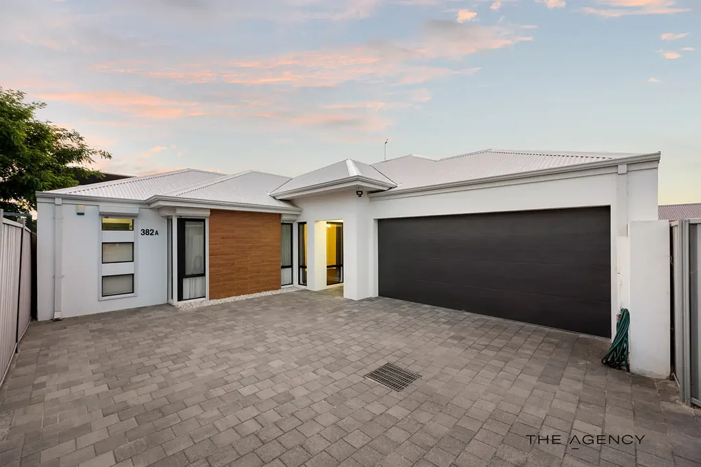 382A Abernethy Road, Cloverdale, WA 6105