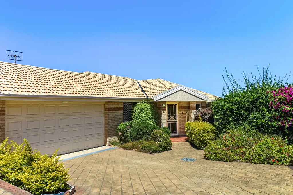 2/12-14 Skyline Street, Gorokan, NSW 2263