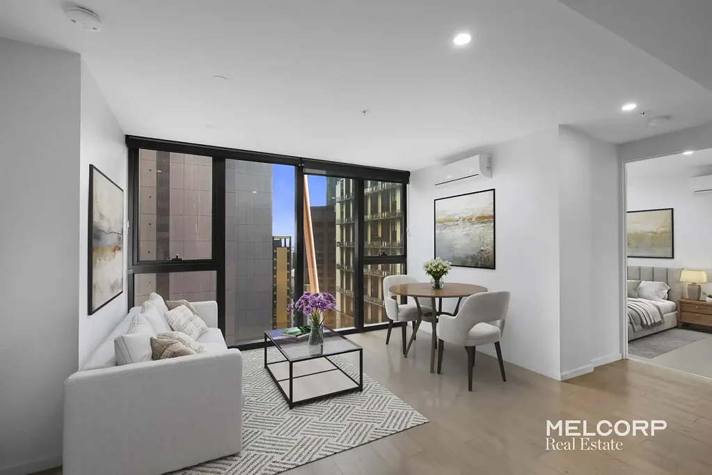 Melbourne 2房 CBD便捷社区 朝北视野开阔 Bosch电器厨房 度假村设施齐全 自然光充沛 North-Facing CBD Living in a Prime Lifestyle Pocket