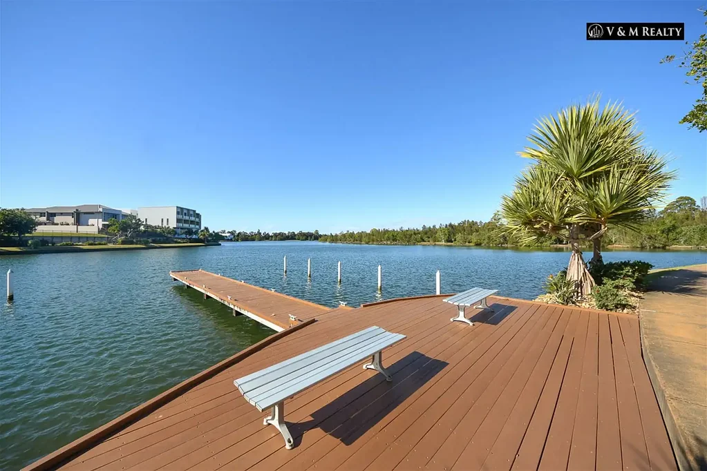 54/5074 Emerald Island Drive, Carrara, QLD 4211