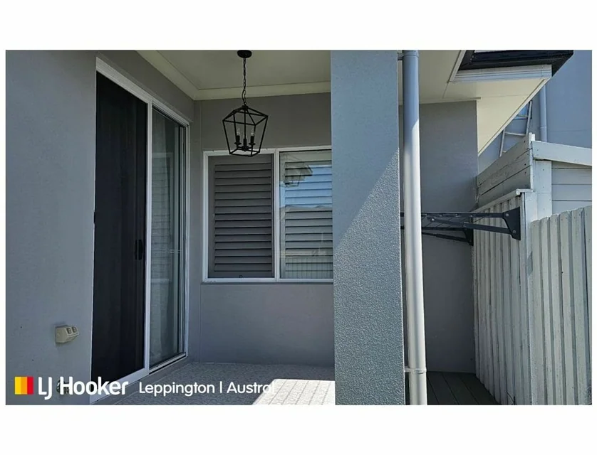15a Meale Avenue, Gledswood Hills, Macarthur Region, 2 ਕਮਰੇ, 1 ਬਾਥਰੂਮ, Flat