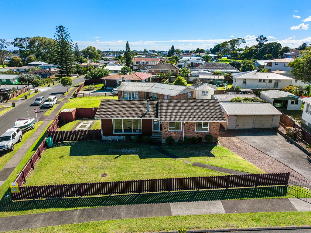 Mangere East 3 Slaapkamer Opportunity knocks ...