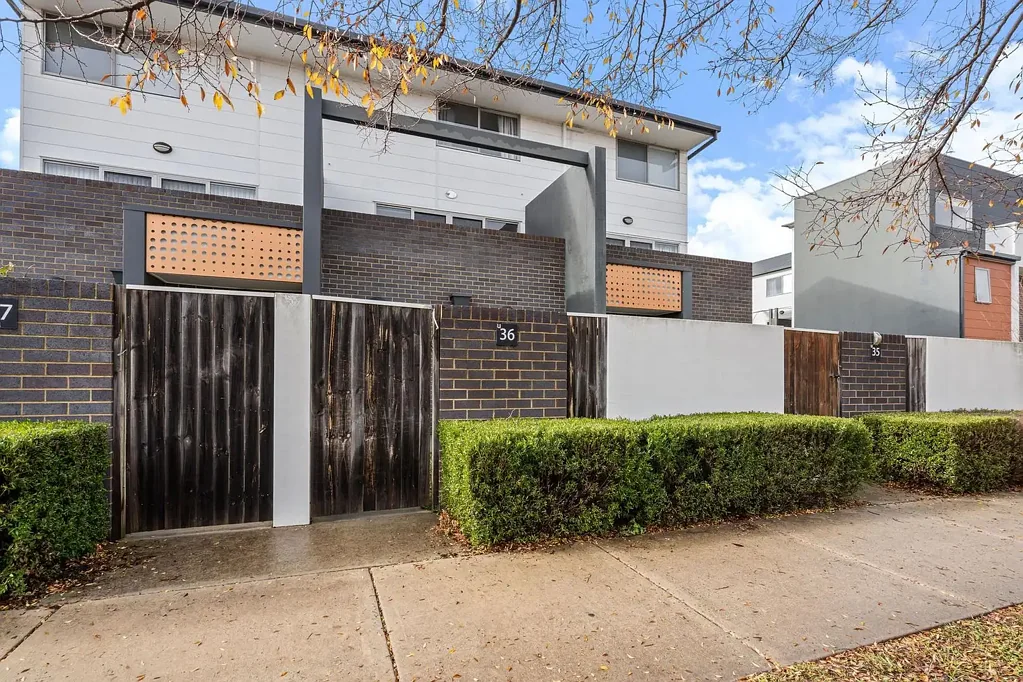 Franklin 3ਬੈੱਡਰੂਮ Sophisticated Modern Living: Exquisite 3-Bedroom Townhouse in the Heart of Franklin