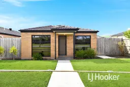 3/142 Toomuc Valley Road, Pakenham