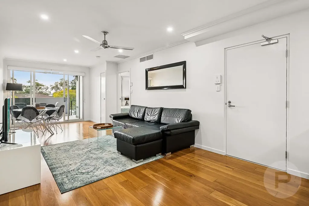35/2 Laurence Street, St Lucia, QLD 4067