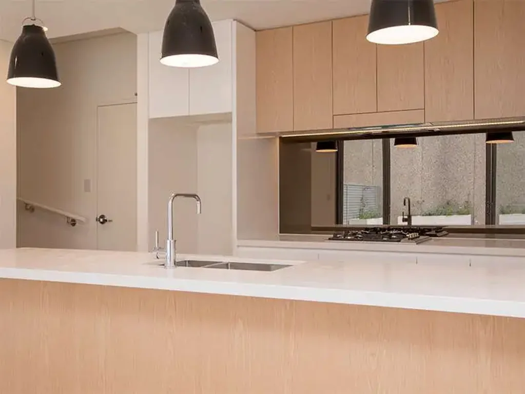 3 Bedroom Apartment with lock-up garage in a primary location