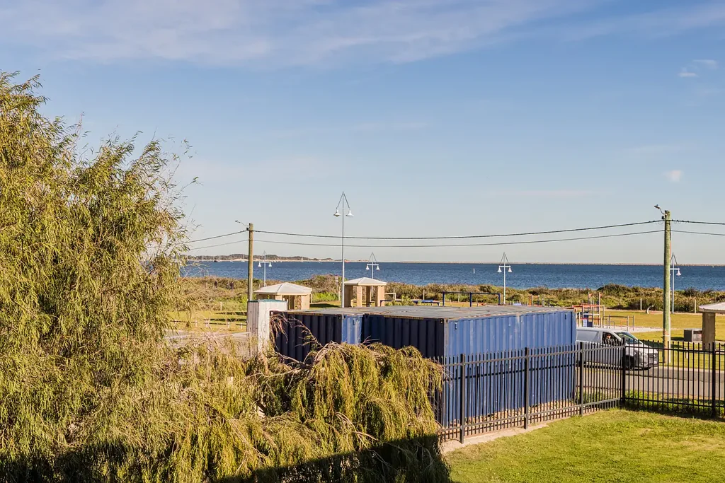 Rockingham 2Phòng ngủ Waterfront Coastal Living with Ocean Views