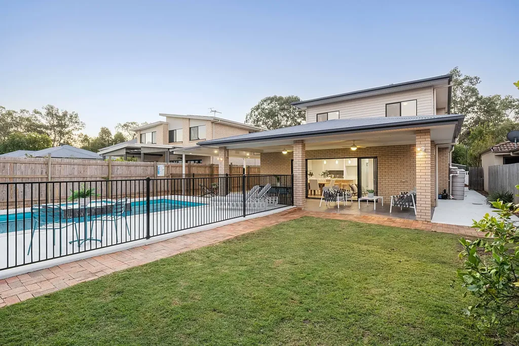13 Parsons Street, Oxley, QLD 4075