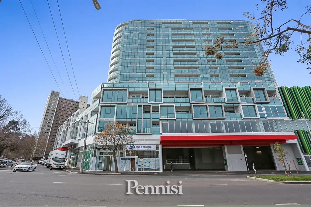 FOR LEASE BY PENNISI