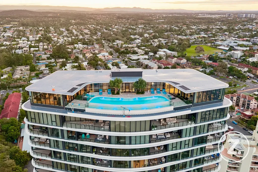 Labrador 3房  Elevated Waterfront Luxury with Unrivalled Broadwater Views