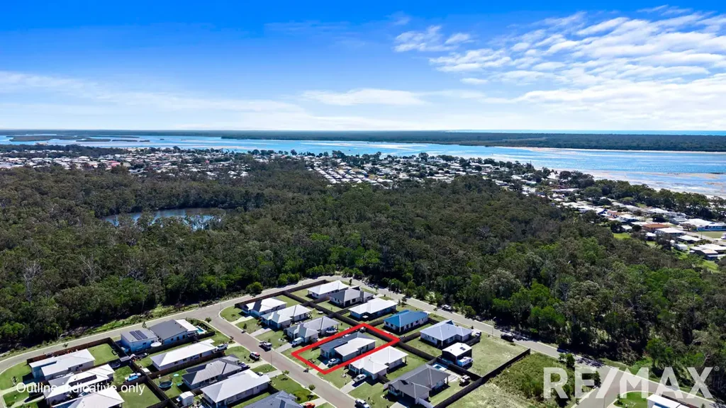 Burrum Heads 4房  Modern Family Living in Burrum Heads