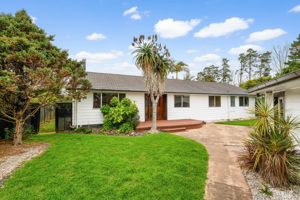 24 Oakmont Place, Wattle Downs, Manukau City, Auckland