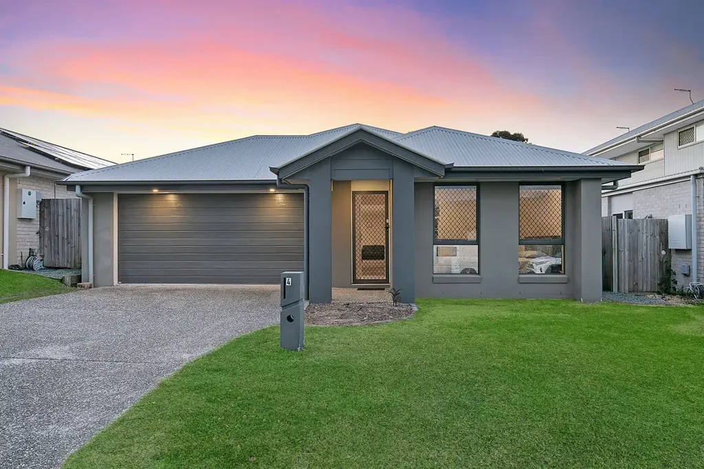 Griffin 4Habitaciones Neat 4-bedroom family home with multiple living rooms in family friendly estate