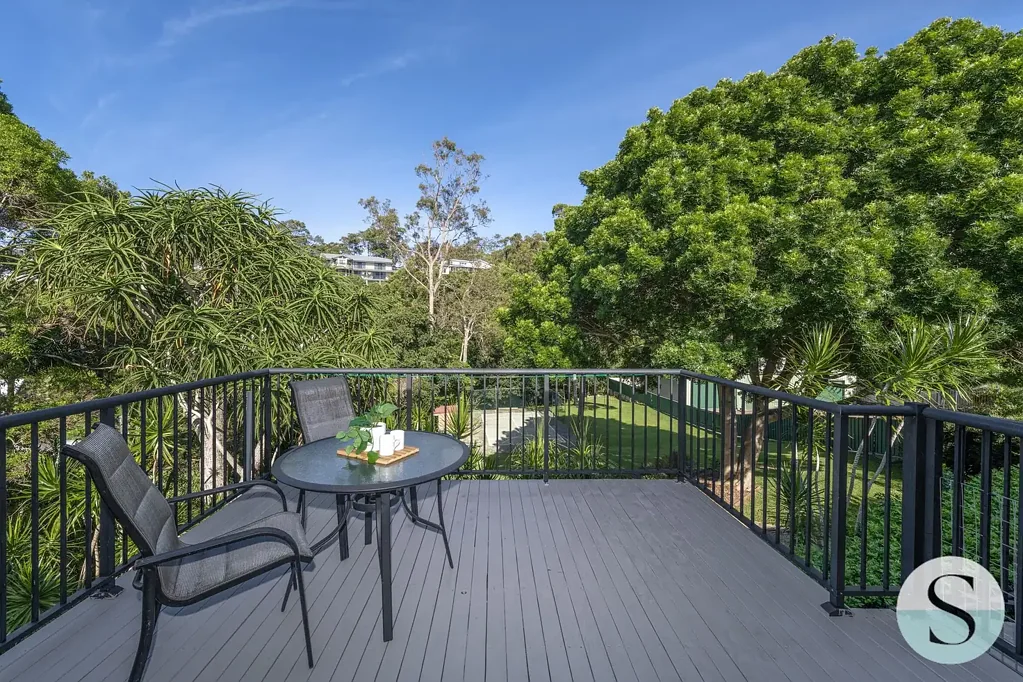 Floraville 5ห้องนอน Jaw Dropper Inside & Out,  Cathedral Style, Exposed Beams, Ocean Views, Reserve Backdrop, Best Of A Tree Change/Sea Change On Half An Acre