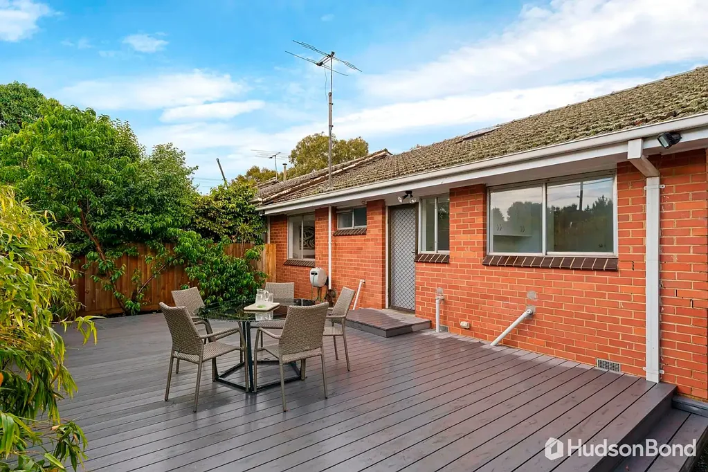 Modern & Convenient Living in the Heart of Ringwood