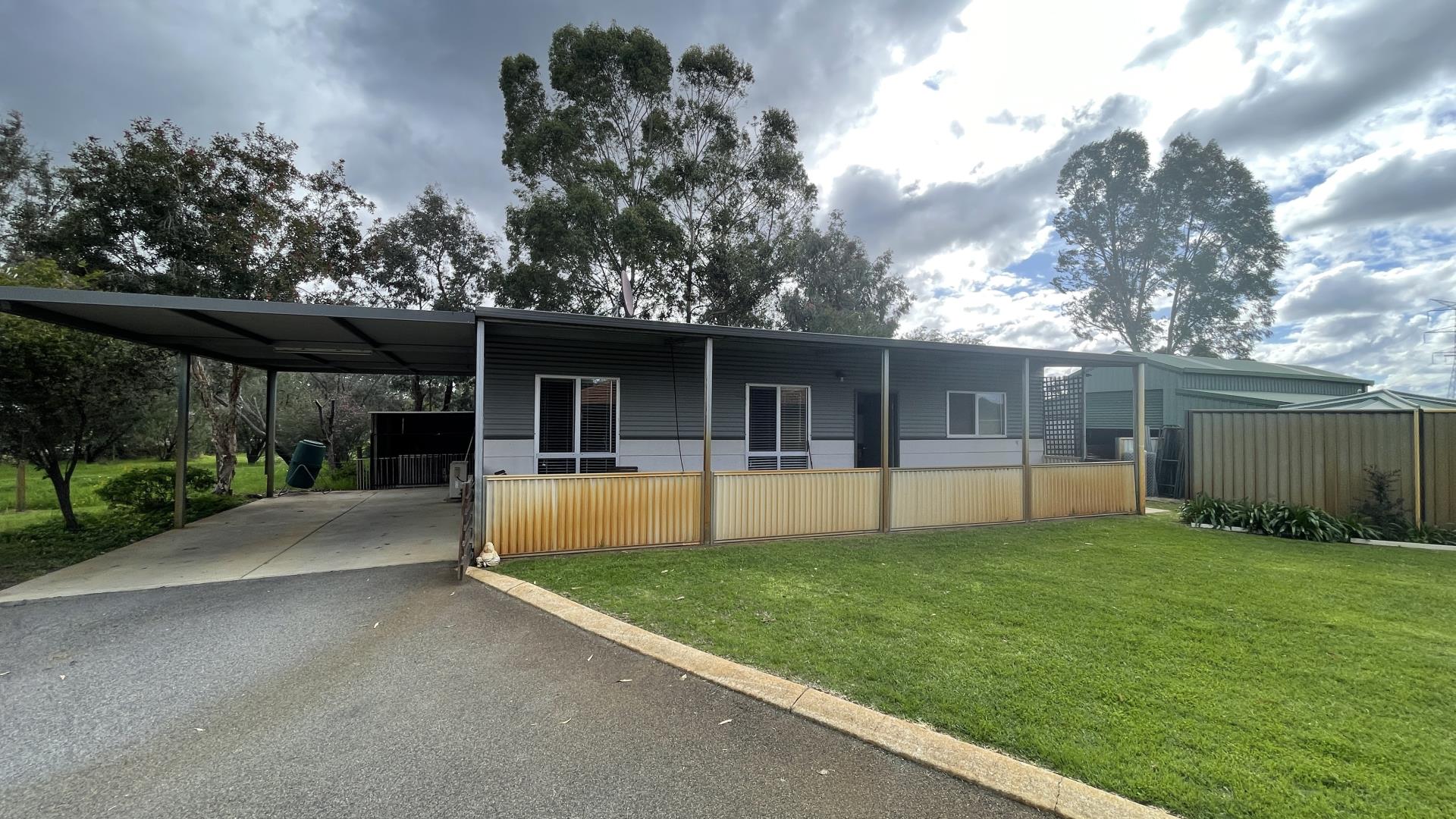 165 COUNTRY DR, OAKFORD WA 6121, 0 غرف, 0 حمامات, House