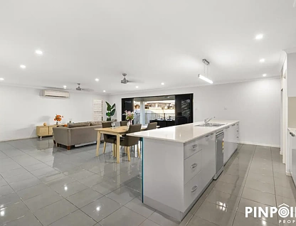16 Mod Crescent, Beaconsfield, QLD 4740, 3房, 2浴, House