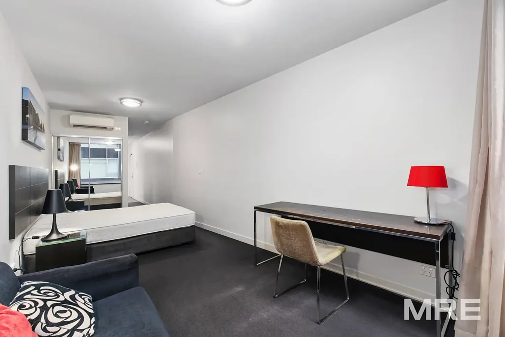 Stylish studio apartment in the heart of Melbourne