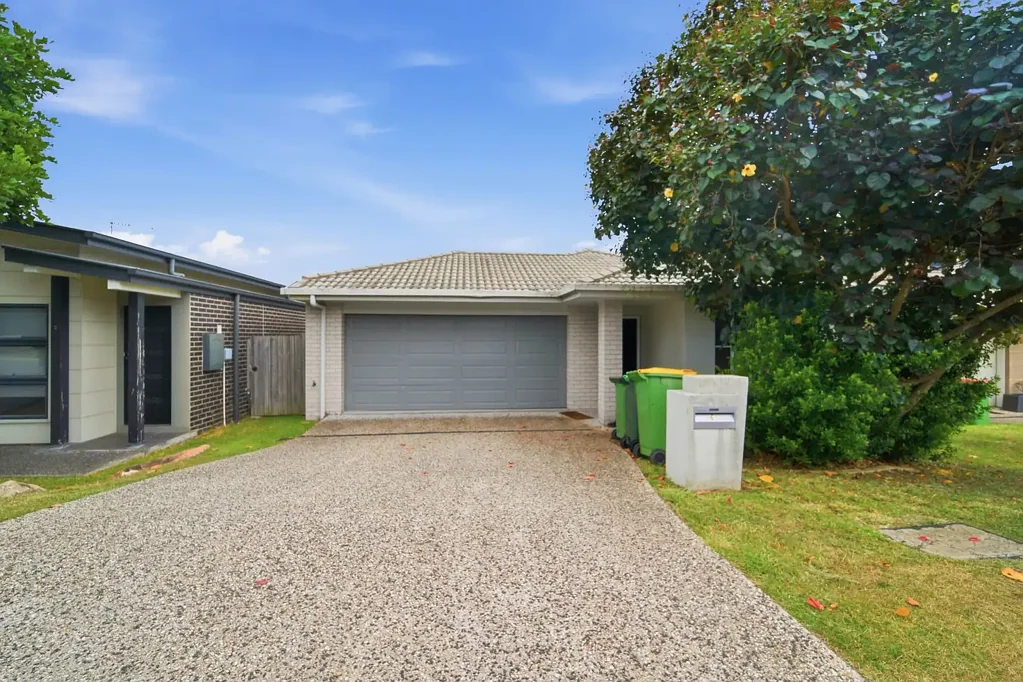 6 Saint Andrews Drive, Leichhardt, QLD 4305