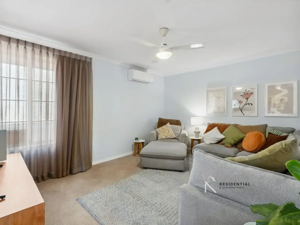 Innaloo 2कमरा Thrall Street... The Heart of Convenience and Lifestyle
