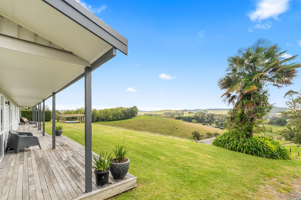 Haruru Lifestyle living on Puketona Road