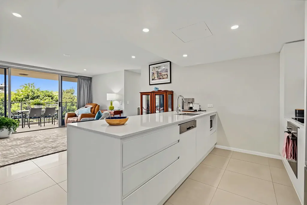 Cleveland 2બેડરૂમ IMMACULATE UNIT | EAST FACING | LOW MAINTENANCE