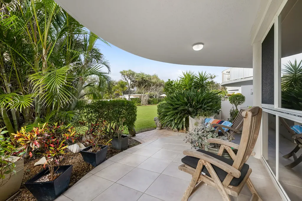 Buddina 3房  Ground Floor Absolute Beachfront Living at Its Finest