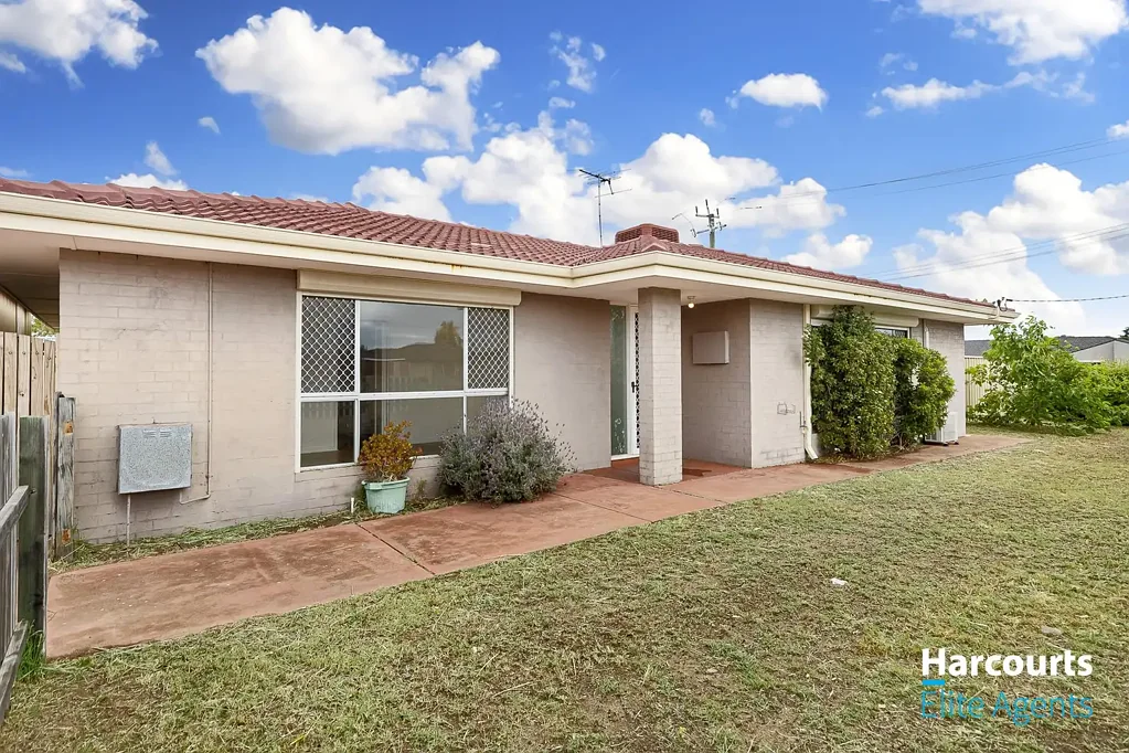 19 Townsend Road, Rockingham, WA 6168