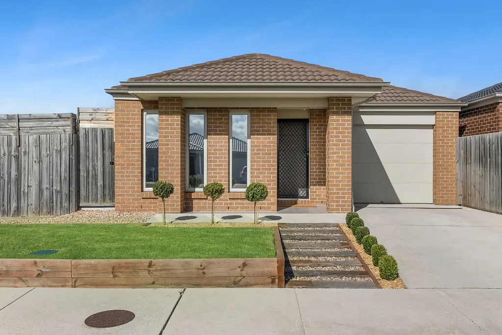 8 Glendale Drive, Leopold, VIC 3224