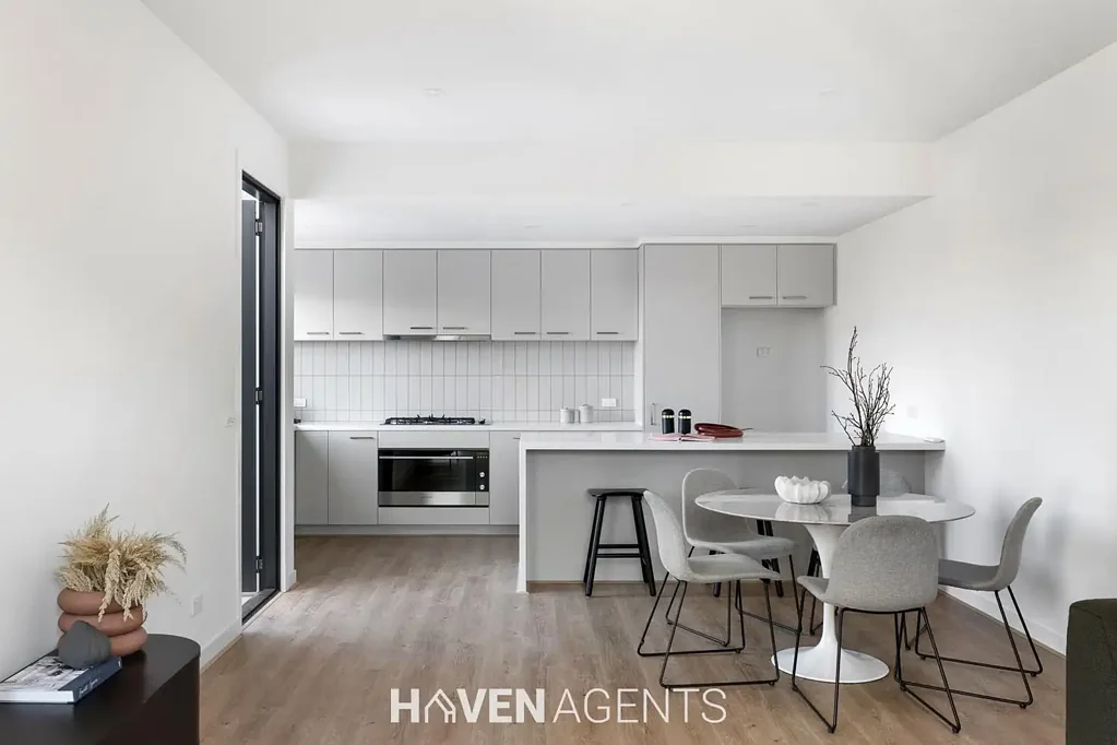 ULTRA MODERN THREE BEDROOM HOME WITH STUNNING ROOFTOP TERRACE I HAVEN AGENTS