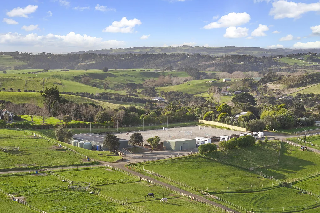 Waimauku Equestrian Facility - Land Bank with Income