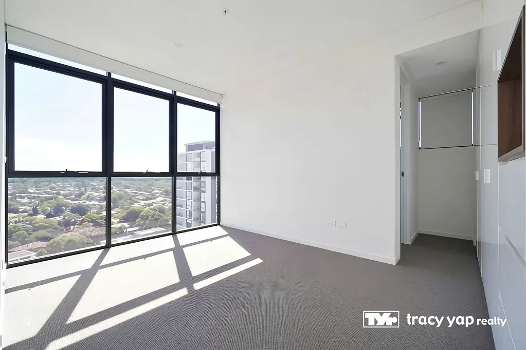 Modern, Spacious Two-Bedroom Apartment with Panoramic Views
