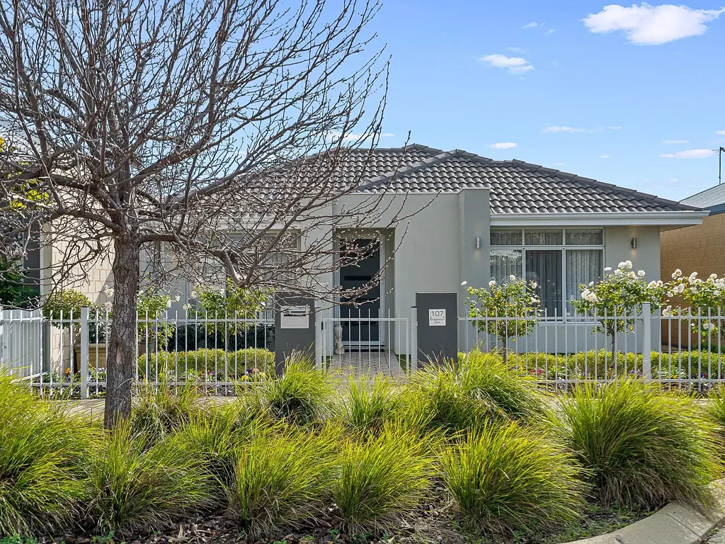 Erskine 3房  Where Effortless Living Meets Waterside Charm