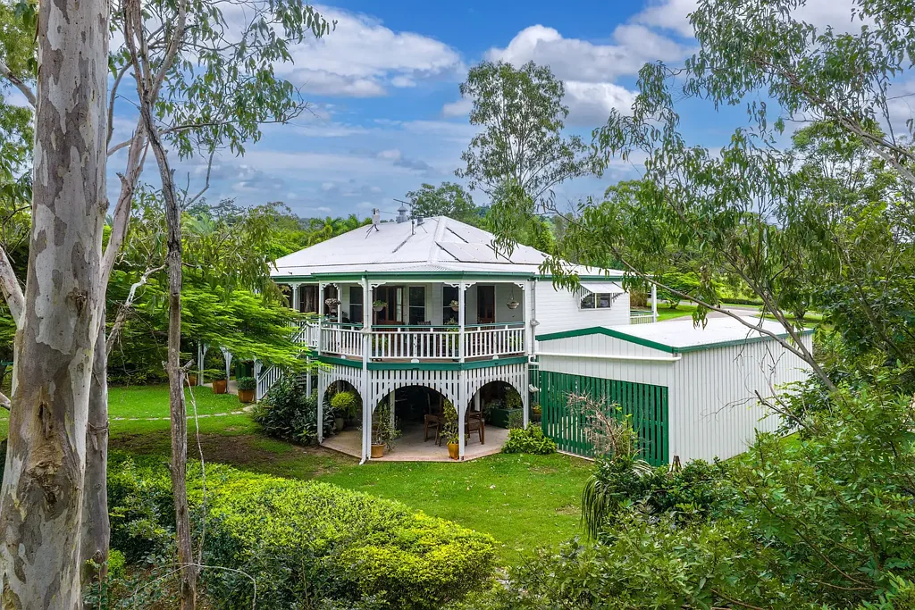 Chatsworth 4 Bedroom Idyllic Escape