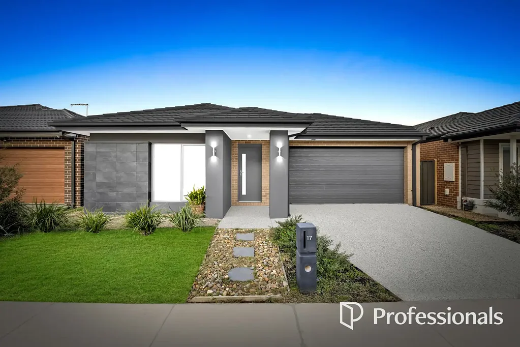 Clyde 4 Bedroom Quality Family Home with Exceptional Space and Style