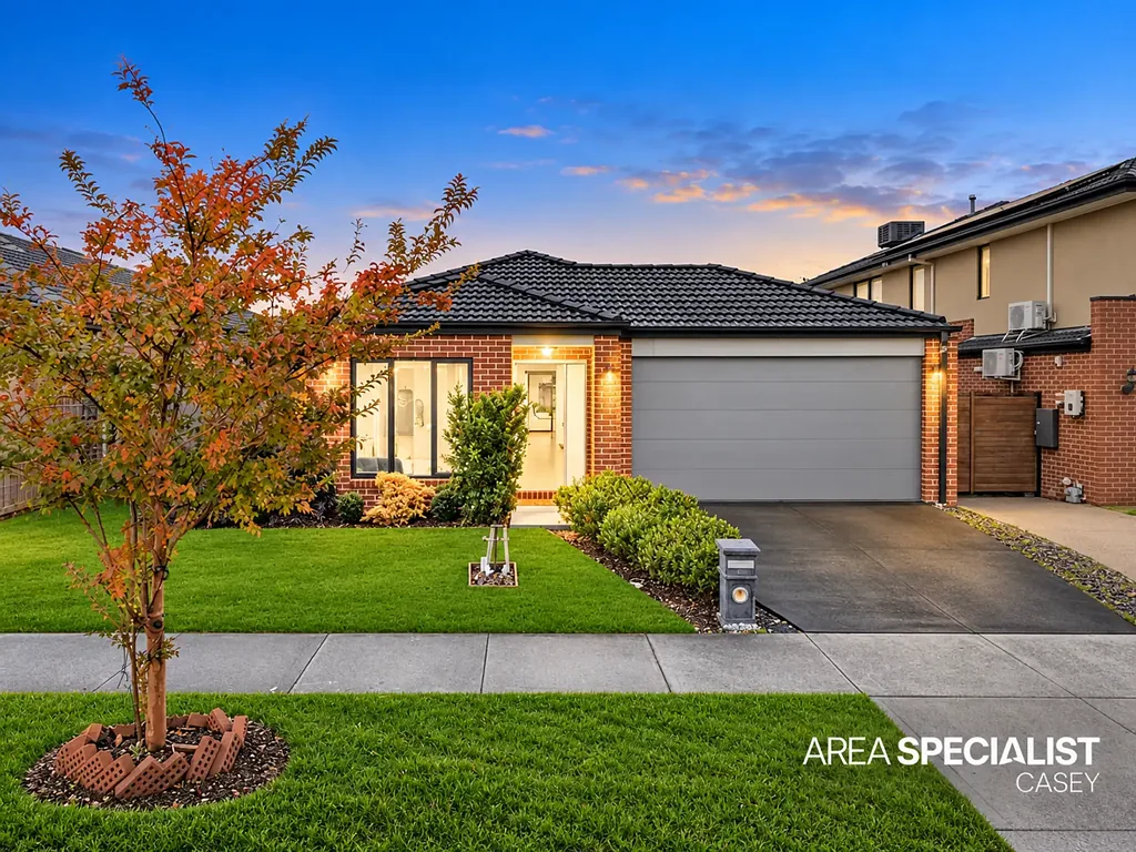 Clyde North 4ਬੈੱਡਰੂਮ Modern Family Living with Space, Style & Convenience in Clydevale Estate!