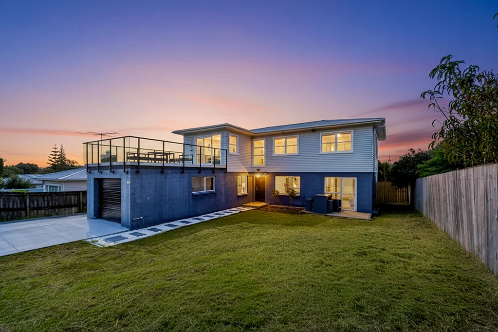 15 Lancaster Road, Beach Haven, North Shore City, Auckland