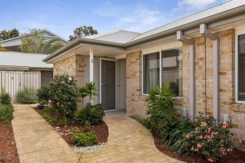 Davistown 2房  Over 55s residence just moments from the waterfront