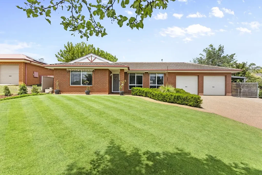 32 Bourkelands Drive, Bourkelands, NSW 2650